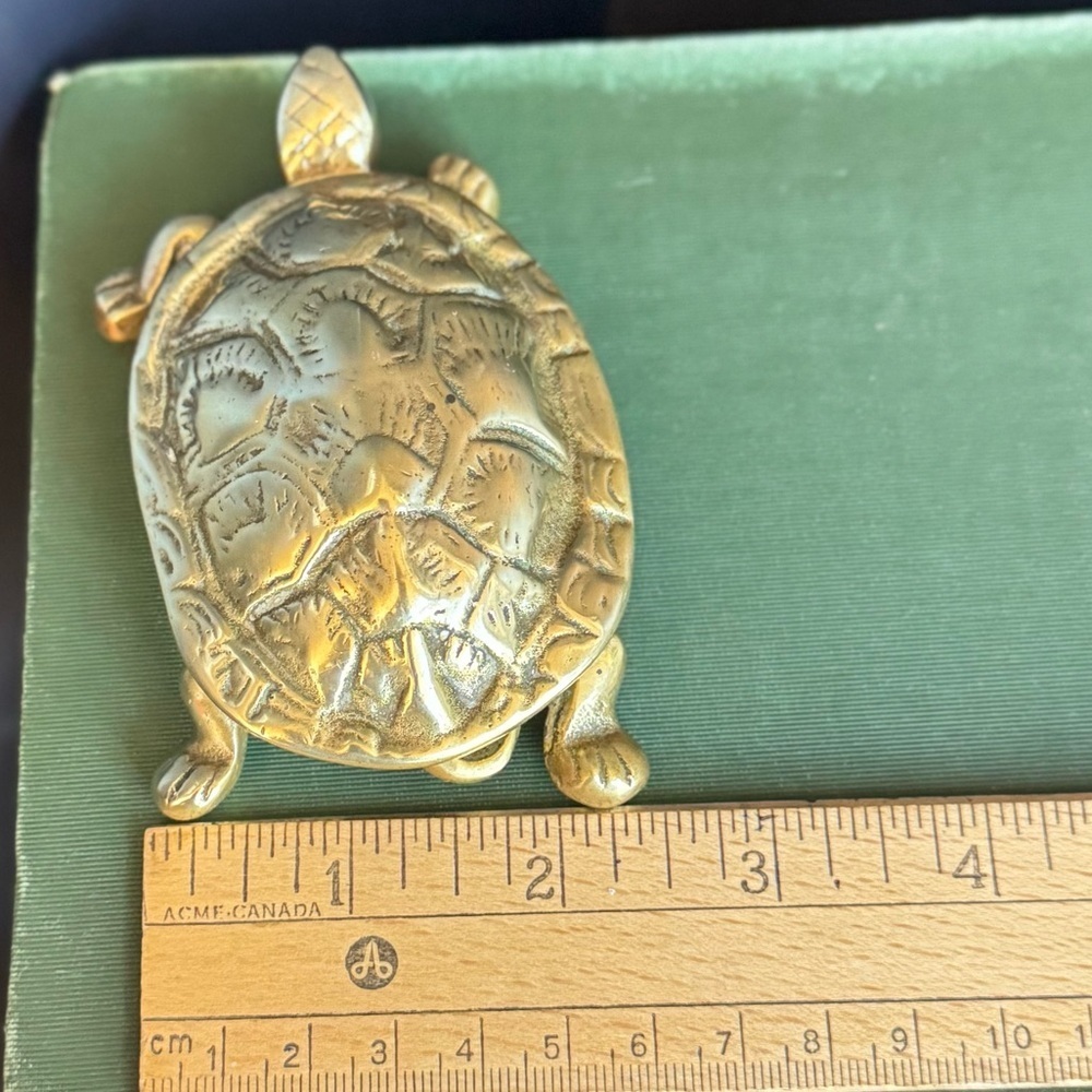 Vintage Brass Tortoise Turtle Secret Trinket Box w Hinged Lid - Picture 6 of 6
